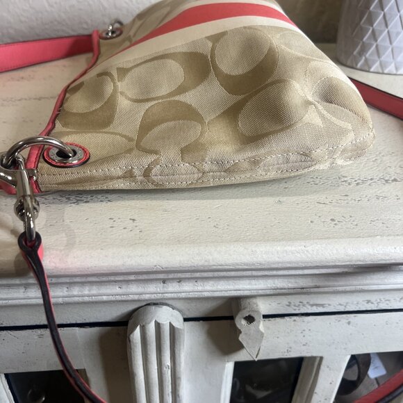 Coach Hampton (2012) Weekend Signature Stripe Zipper Closure Shoulder Bag - Picture 7 of 16